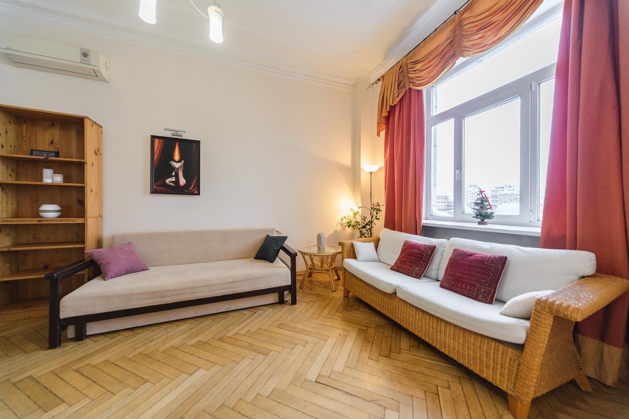 Apartment On Khreschatyk 27
